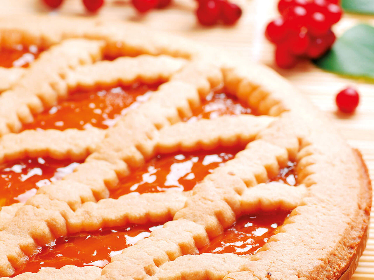 Torte mit Aprikosen-Frucht-Creme